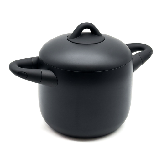 Olla alta con tapa K-Line Black. Apta para todo tipo de cocinas, incluso inducción